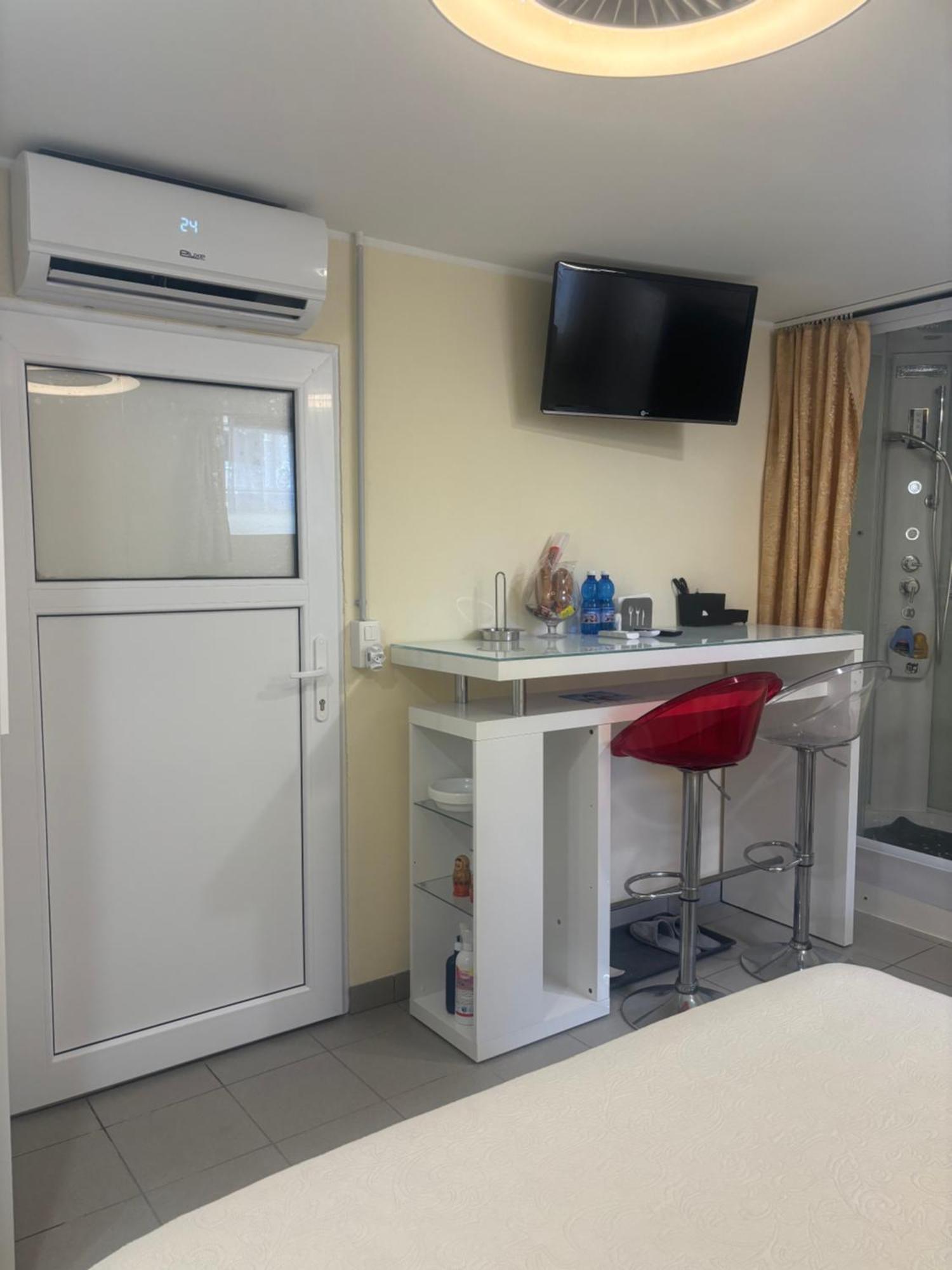 Small Apartments In Lamone Dış mekan fotoğraf